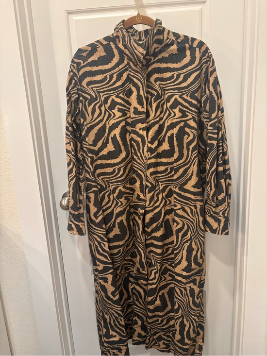 Ganni Dresses & Skirts - Ganni Zebra-Print Long Dress - Black & Tan size 42